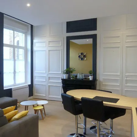 Coté Cour Appartement